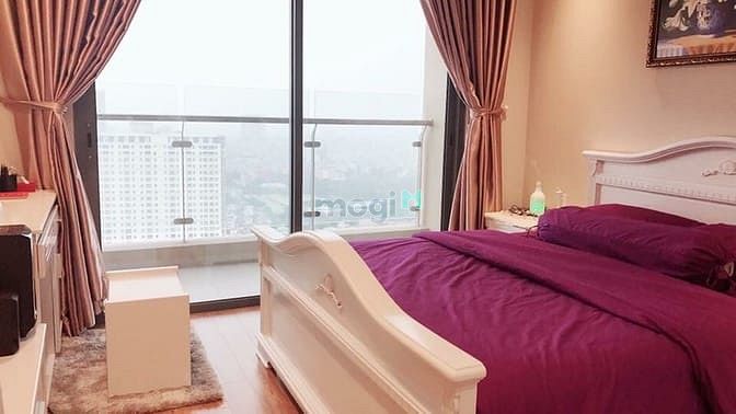 Hình ảnh Cho thuê Trang Chủ MB66.COM / Đăng Ký Tặng 66K The Gold View 3PN, diện tích 116m2, đầy đủ nội thất