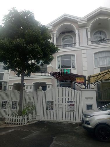 Hình ảnh Cần cho thuê gấp biệt thự PMH,Q7 nhà đẹp, giá rẻ.