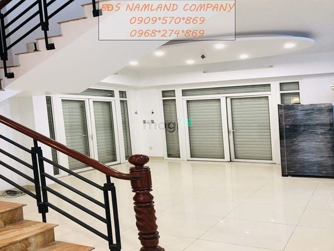 Hình ảnh Biệt thự cho thuê 380m2 Đường Trần Não, P.Bình An, Quận 2.