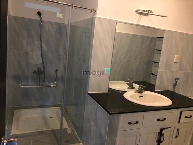 Hình ảnh Cho Thuê Biệt Thự Văn Phòng Khu Song Hành - DT 10x20m