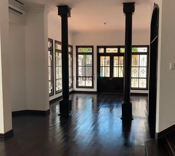 Hình ảnh Cho Thuê Biệt Thự Văn Phòng Khu Song Hành - DT 10x20m