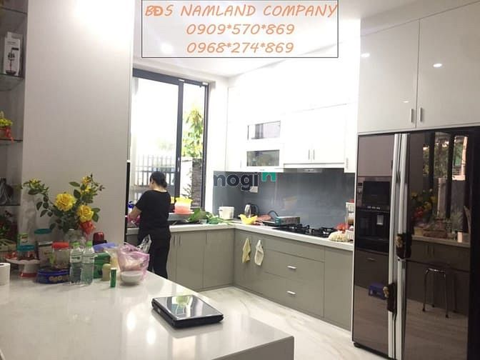 Hình ảnh Nhà siêu rộng  Đường Trần Não, P. Bình An, Q2. 370m2