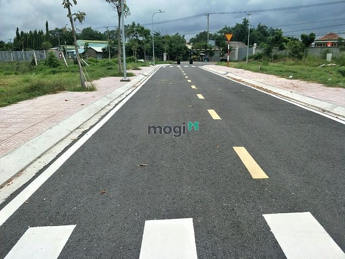 Hình ảnh Đất MT Quốc Lộ 50 DT 80m2 Bình Chánh. Giá chỉ 800tr sổ hồng riêng