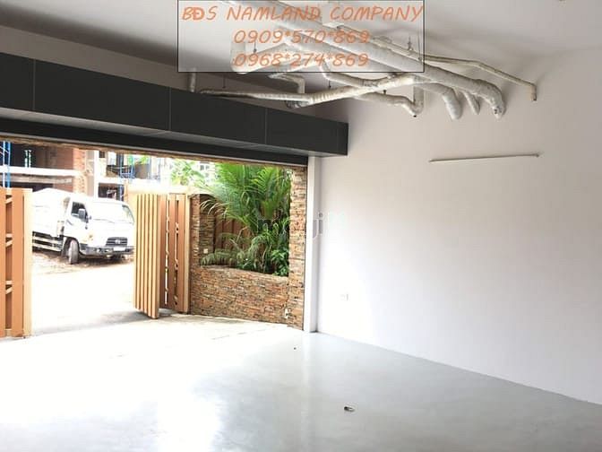 Hình ảnh Nhà cho thuê 250m2  Đường Trần Não, P. Bình An Q2.