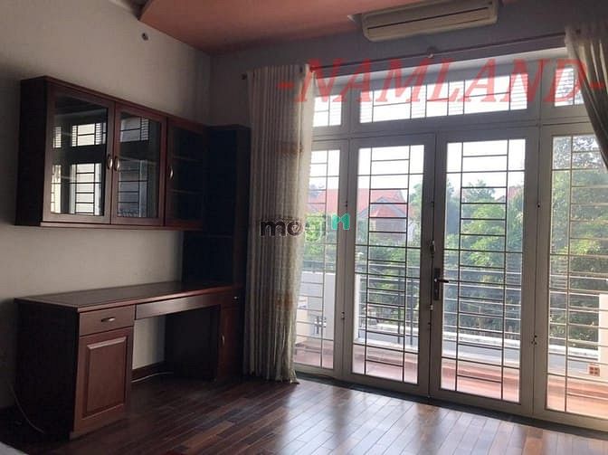 Hình ảnh Nhà Dt 350m2 Đ.Trần Não, P. Bình An, Q2.