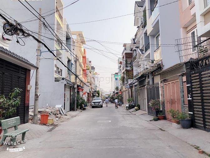 Hình ảnh Chính chủ cần bán lô đất hẻm nhựa 8m đường lê văn quới