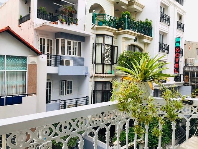 Hình ảnh Căn Hộ Có Ban Công như hình Thoáng Mát Gần Sân Bay