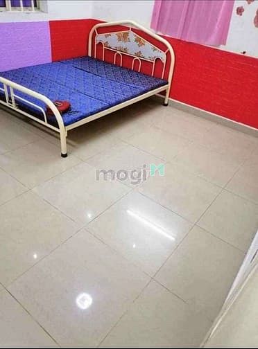 Hình ảnh Cho thuê nhà 2 lầu, 5PN, Đường 8m Gò Dầu, q.Tân Phú, có máy lạnh.