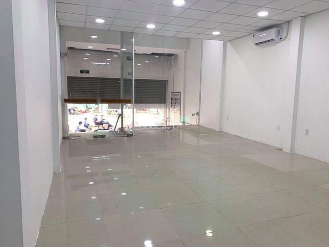 Hình ảnh Nhà nguyên căn MT đường lớn Bàn Cờ, DTSD 120m2, 18TR