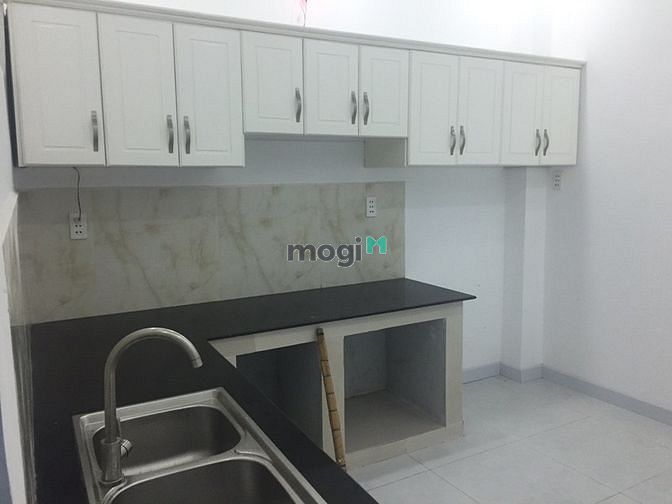 Hình ảnh Cần cho thuê nhà số 656/13 CMT8 đối diện CV Lê Thị Riêng