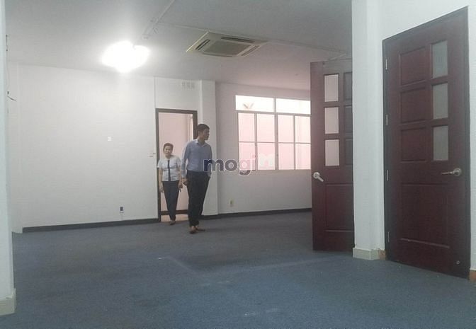 Hình ảnh cho thuê nhà Hồng Hà 1 trêt 2 lầu dt 5x20m