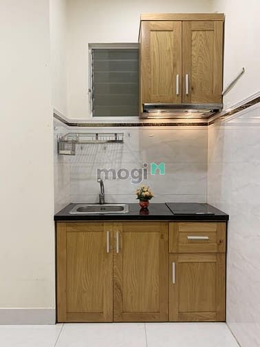Hình ảnh Mb6623 nạp rút nhanh chóng studio mới xây đường Lê Văn Sỹ, full nội thất, có ban công 45m2