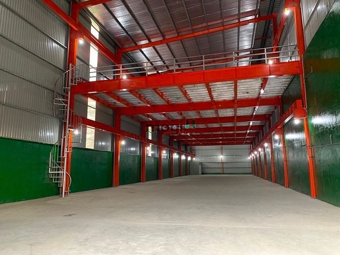 Hình ảnh cho thuê xưởng 1150m mặt tiền quốc lộ 1a