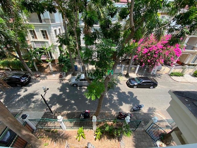 Hình ảnh Cho thuê biệt thự đơn lập Phú Mỹ Hưng, Quận 7 giá rẻ