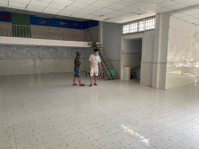Hình ảnh Cho thuê MB làm kho, cắt may..đ.Võ Công Tồn, q.Tân Phú, DT:200m2