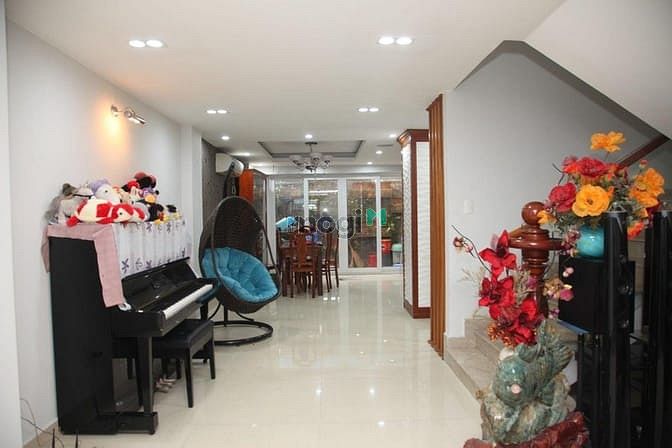 Hình ảnh Cho thuê nhà Đường NB Xuân Thủy - DTSD 200m2 - Giá 1300$/tháng