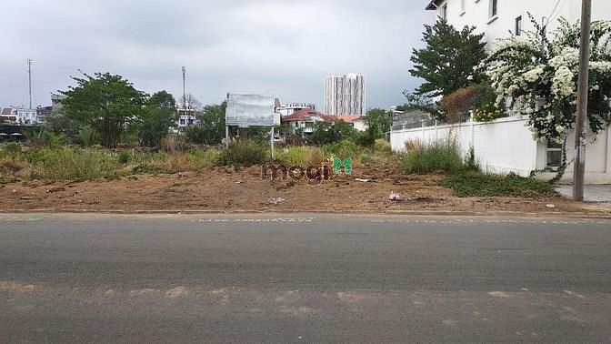 Hình ảnh Cho thuê đất Thảo Điền - DT 1000m2 - Xây Dựng Tự Do - 100 triệu/tháng