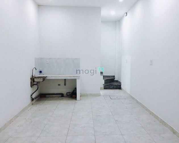 Hình ảnh Cho thuê nhà nguyên căn Tạ Quang Bửu, Q.8