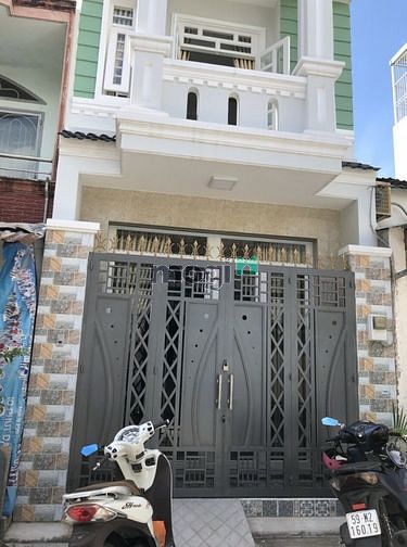 Hình ảnh Cho thuê nhà 2 tấm, Gần chợ Tân Hương, quận Tân Phú.