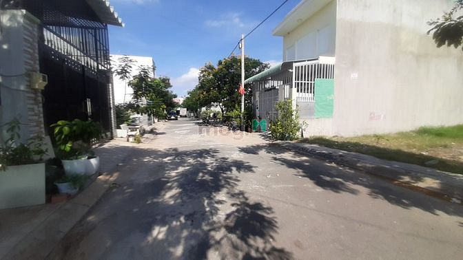 Hình ảnh Bán đất trường lưu. Đối centana .P long trường .Q9