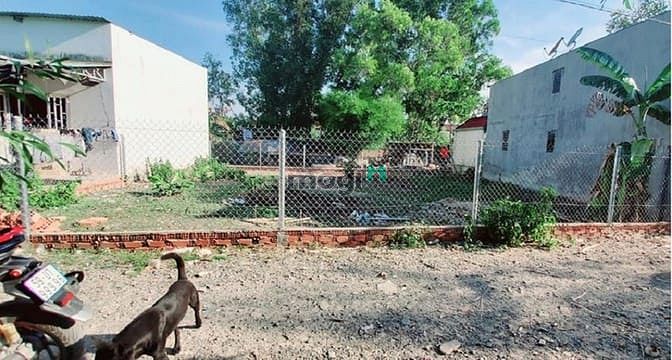 Hình ảnh Bán đất xã Phú Đông 217m2 cách Trần Văn Trà 50m giá cực rẻ