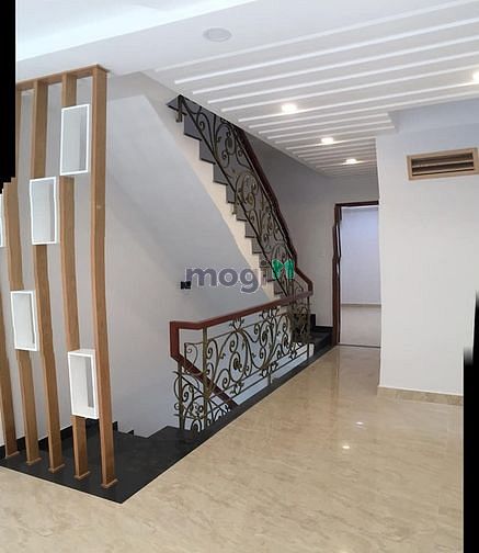 Hình ảnh Cần bán gấp căn nhà Hoàng Văn Thụ, phường 4, Quận Tân Bình