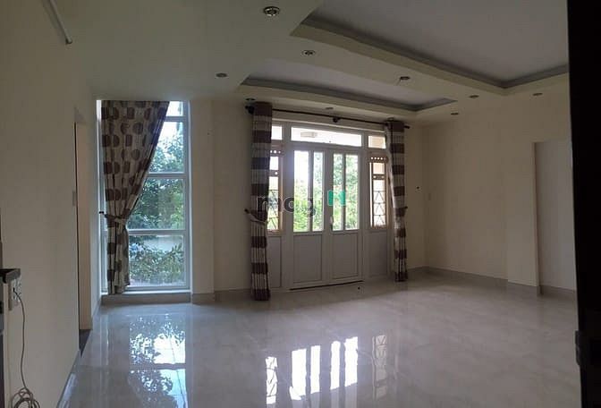 Hình ảnh Biệt thự Sân vườn Thảo Điền Cho thuê - DT 8x20m - Giá 2000$/tháng