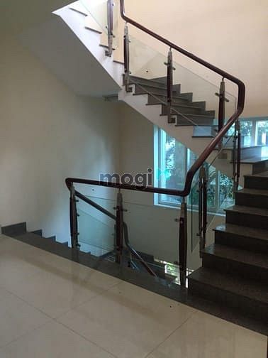 Hình ảnh Biệt thự Sân vườn Thảo Điền Cho thuê - DT 8x20m - Giá 2000$/tháng