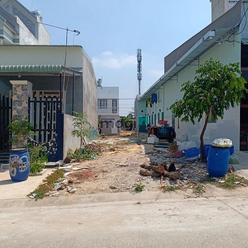 Hình ảnh Đất trong khu đô thị, đường 16m, dân cư đông, qua chợ và trường 500m