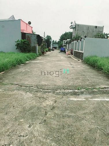 Hình ảnh Bán đất xã Phú Hữu 150m2 đường ô tô cách Phan Vă Đáng 50m giá rẻ