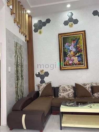 Hình ảnh Bán Nhà Hẻm Cộng Hòa DT: 5 m x 20 m DTCN: 90 m2
