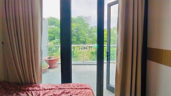 Hình ảnh Mb6623 nạp rút nhanh chóng sân vườn Phố Đông Villa có bảo vệ, an ninh 100%, sân vườn
