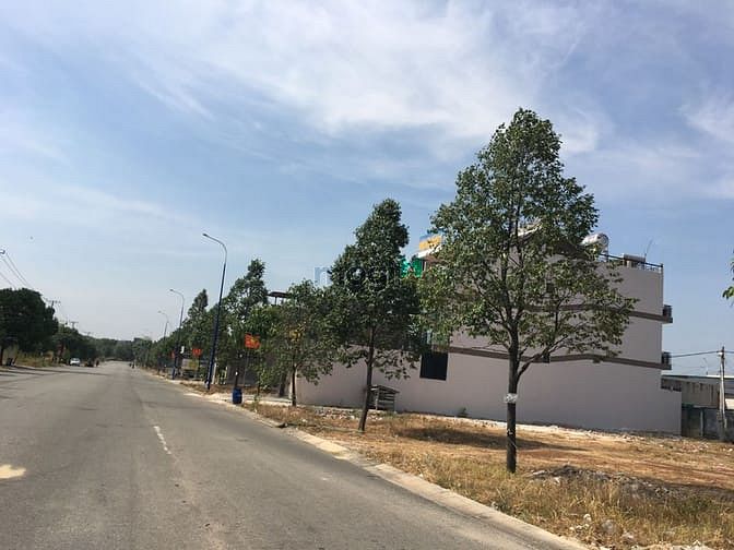 Hình ảnh Bán gấp đất đường DL14 (nhựa 25m), dt 150m2, gần ne8, dân đông, shr, g