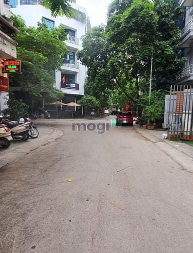 Hình ảnh Cho thuê nhà 80mx 6T tại Đồng Me- Mễ Trì, làm nhà ở, văn phòng, spa