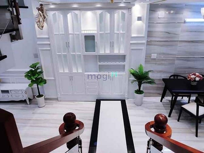 Hình ảnh Hẻm xe hơi Trần Văn Hoàng P.9 Q.Tân Bình
