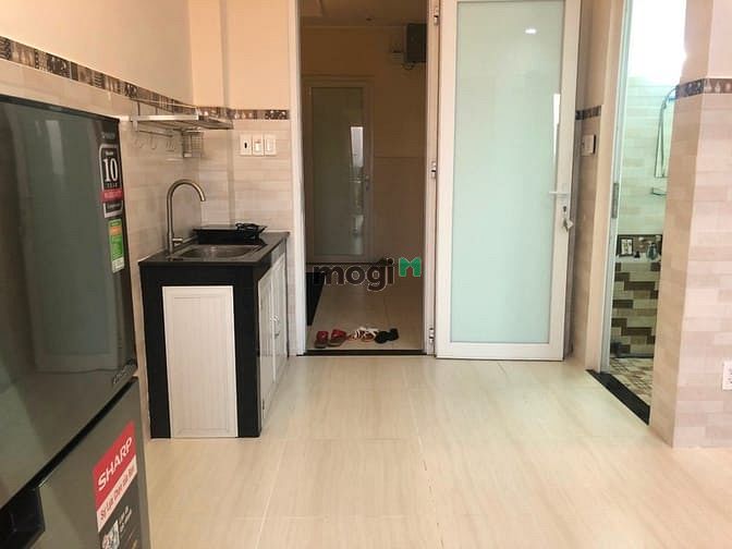 Hình ảnh Phòng mới có ban công ở Q2 dễ dàng qua Q1