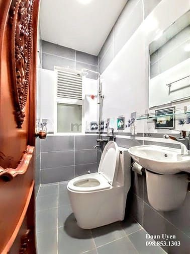 Hình ảnh Mb6623 nạp rút nhanh chóng Studio Tân Bình đối diện Etown - Full NT gỗ cao cấp