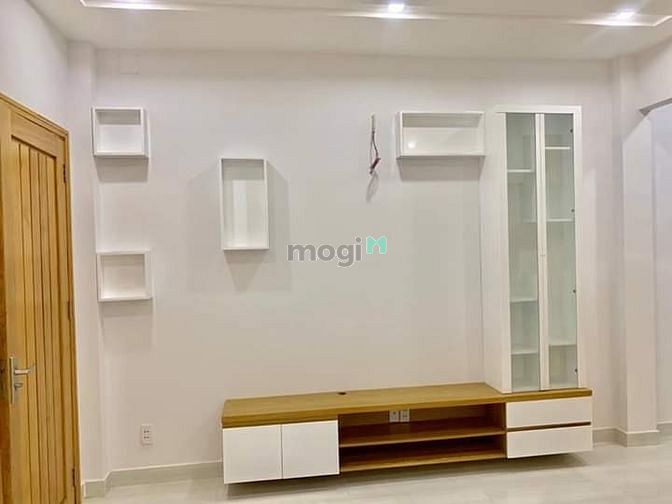 Hình ảnh Hẻm xe hơi Lạc Long Quân P.8 Q.Tân Bình