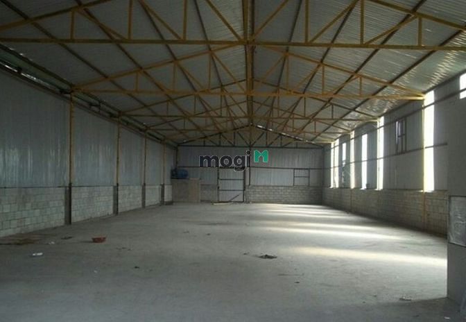 Hình ảnh Cho thuê kho Mt Hòa Bình,q.Tân Phú,DT:510m2, sẵn điện 3 pha.