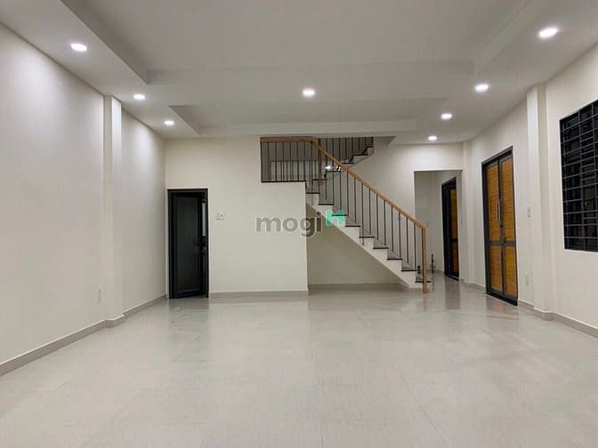 Hình ảnh Cần cho thuê MT 294 Nguyễn Tri Phương, Quận 10.