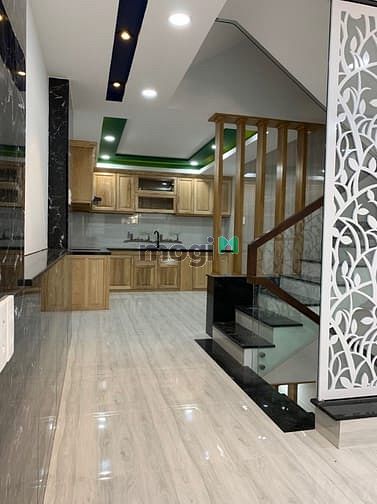 Hình ảnh Hẻm xe hơi Âu Cơ P.9 Q.Tân Bình