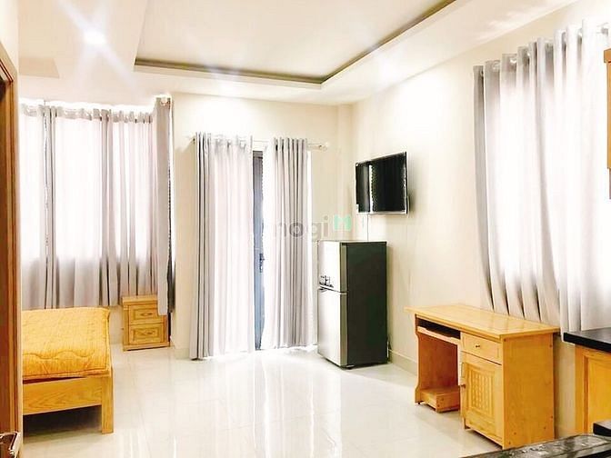 Hình ảnh Khai trương mới 100%, CH cao cấp, Full Nội thất, Bếp, Thang máy. Q3