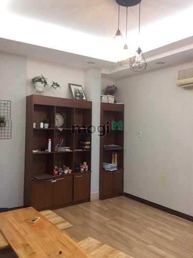 Hình ảnh cho thuê nhà mặt tiền Trường Sơn ngay cửa ngõ sân bay Tân Sơn Nhất.