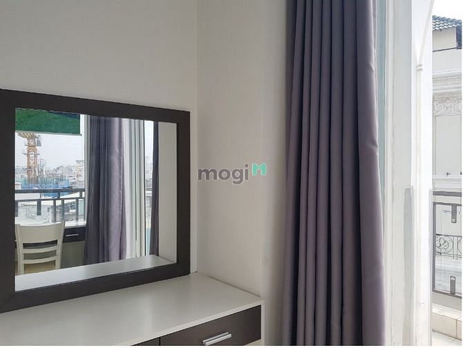 Hình ảnh Hé Lộ Siêu Phẩm BALCONY ở Lê Văn Sỹ Quận 3 Nội Thất Gỗ Sồi