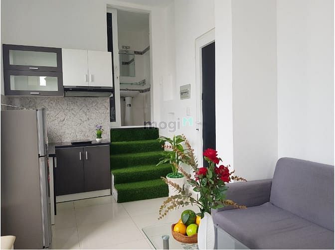 Hình ảnh Hé Lộ Siêu Phẩm BALCONY ở Lê Văn Sỹ Quận 3 Nội Thất Gỗ Sồi