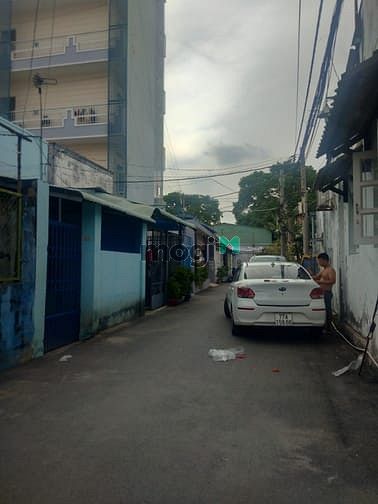 Hình ảnh bán đất ( 4,4x18m= 75m , hướng tây nam ) Nguyễn Văn Tăng , Quận 9