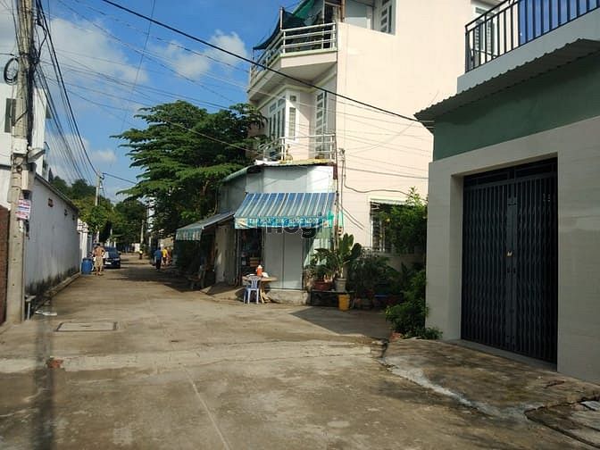 Hình ảnh bán đất thổ cư đường 100A , P. Tân Phú , Quận 9 ( hướng đông bắc )