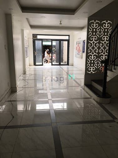 Hình ảnh Cho thuê nguyên căn MT 100 Vườn Chuối, P4, Quận 3