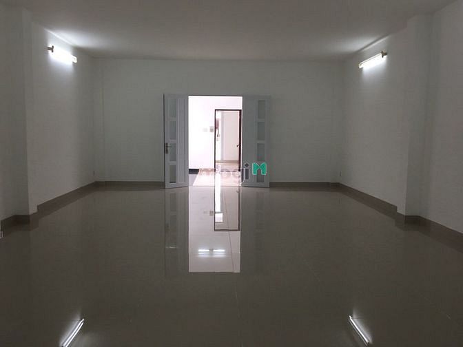Hình ảnh Cho thuê nhà 338 CMT8, Phường 10, Quận 3