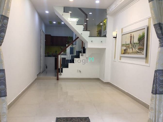 Hình ảnh Cho thuê nhà 65 Phạm Ngọc Thạch, Phường 6, Quận 3.